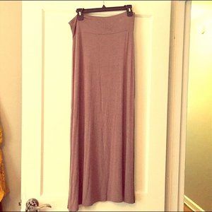 charlotte russe taupe long skirt size small